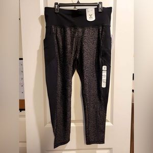 Speckled workout leggings.